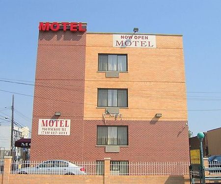 Red Carpet Inn Brooklyn New York Exteriér fotografie